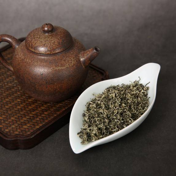 Biluochun (碧螺春)